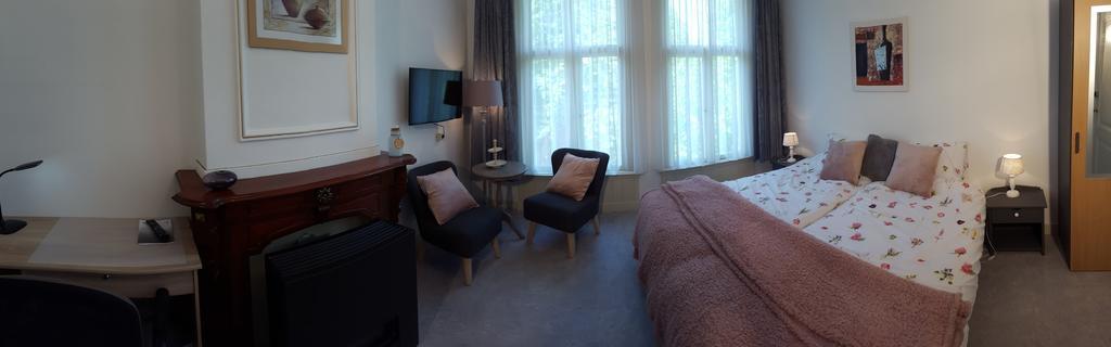 City Lodge Stay A While ซโวลเลอ ภายนอก รูปภาพ