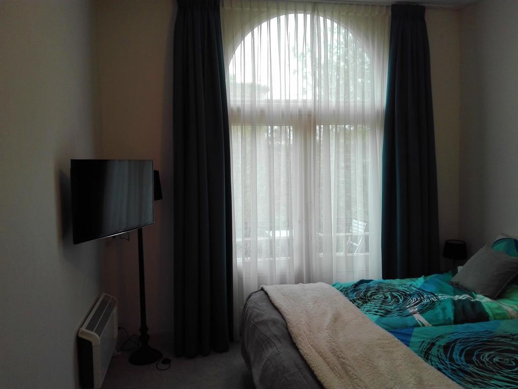 City Lodge Stay A While ซโวลเลอ ภายนอก รูปภาพ